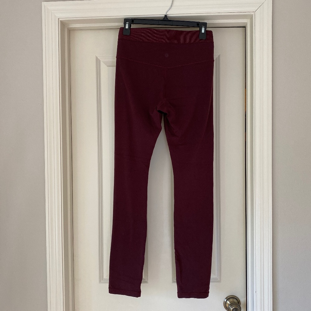 Athleta Aura Split Pant Leggings Cabernet